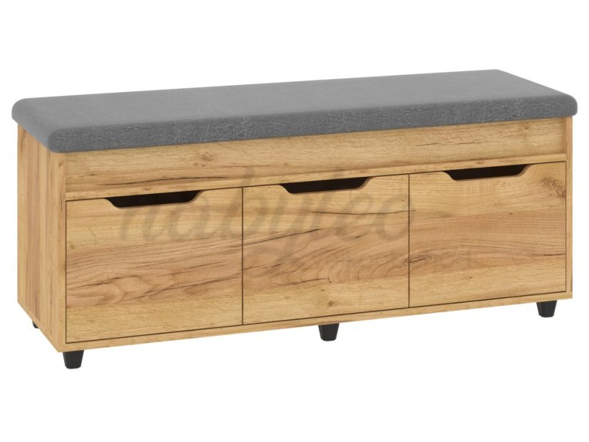 Botník B-06 se sedákem